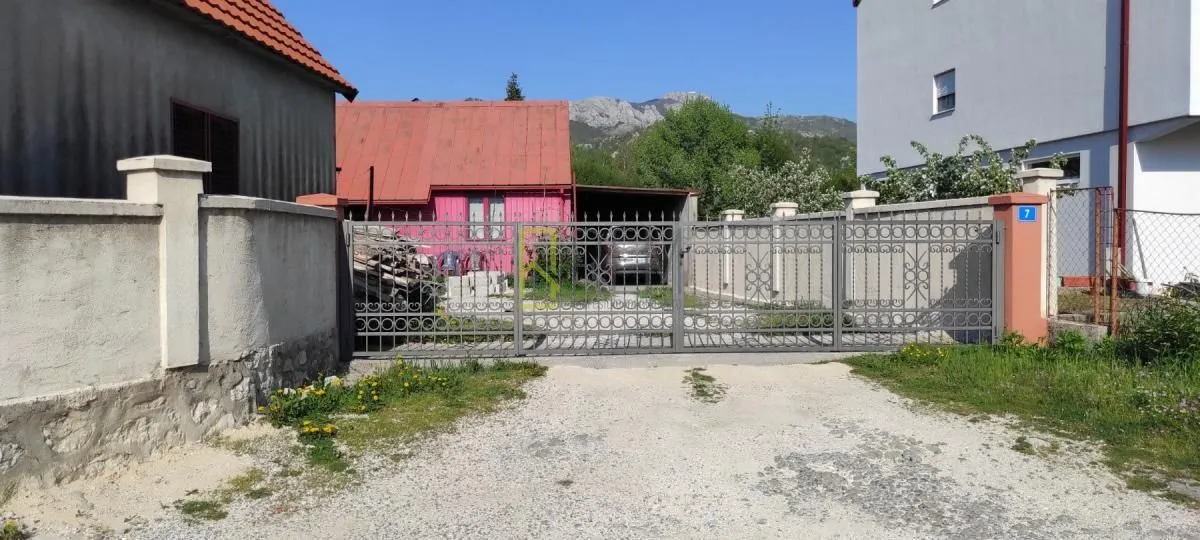 Prodaja, kuća, 133m², Cetinje, Crna Gora