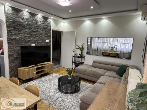 Prodaja, dvosoban stan, 53m², Uciteljsko Naselje, Zvezdara Sve Podlokacije - image 2