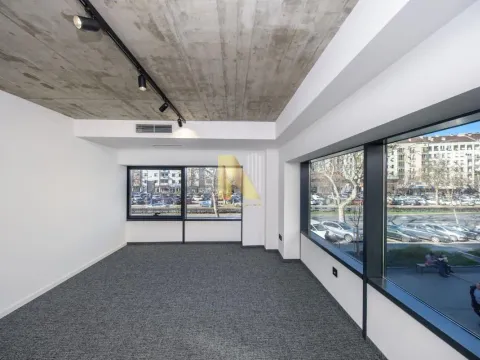 Izdavanje, poslovni prostor, 279m², Bulevar Oslobodjenja, Novi Sad Sve Podlokacije - image 3