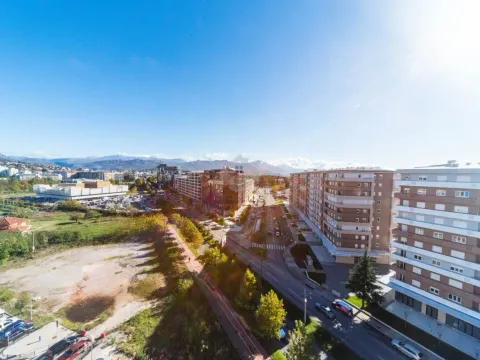 Izdavanje, četvorosoban stan, 127m², Master Kvart, Podgorica - image 9