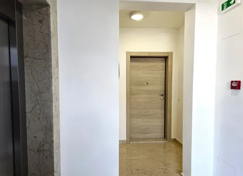 Sale, two bedroom apartment, 65m², Centar, Budva - image 3