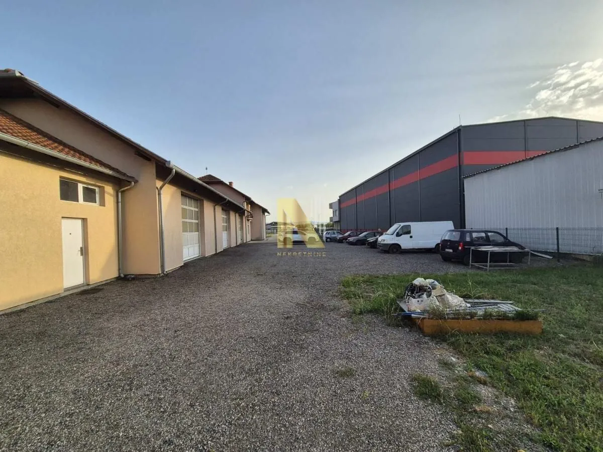 Sale, office space, 800m², Sajlovo, Novi Sad Sve Podlokacije