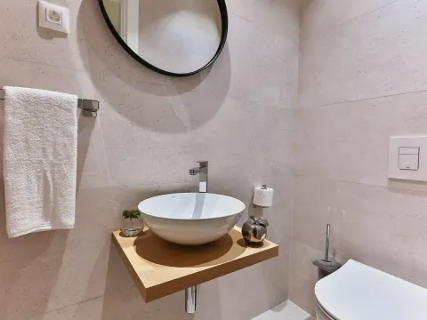 Rent, parking/garage, 69m², Centar, Budva - image 10