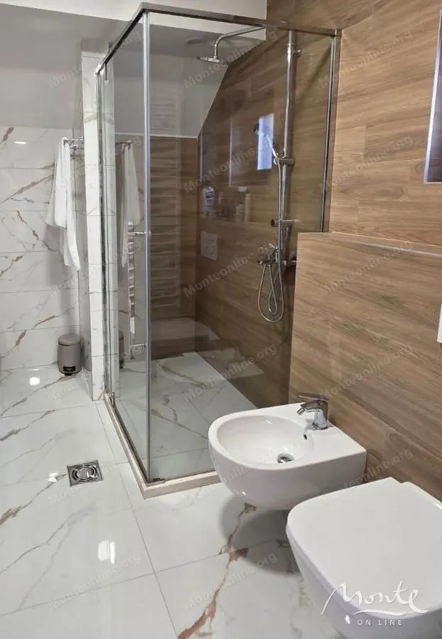 Prodaja, kuća, 170m², Borje, Žabljak