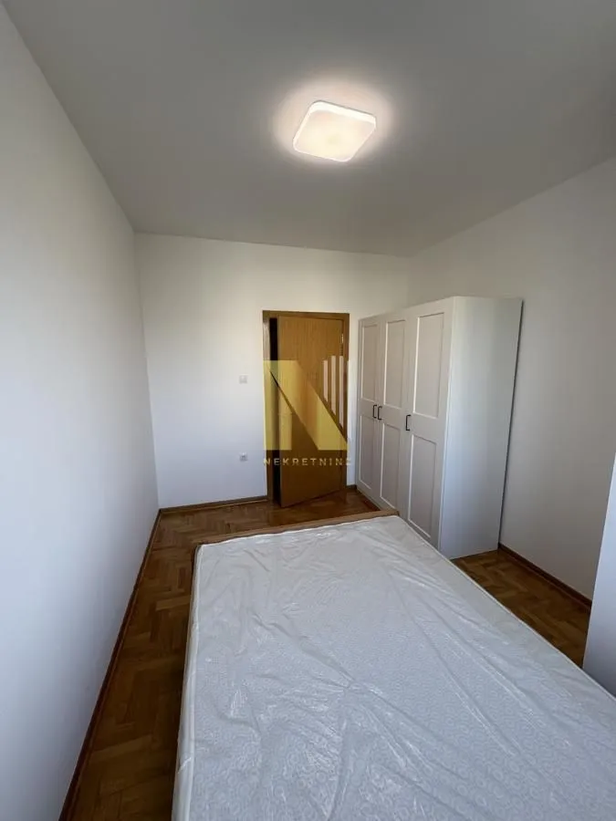 Izdavanje, dvosoban stan, 57m², Socijalno, Novi Sad Sve Podlokacije