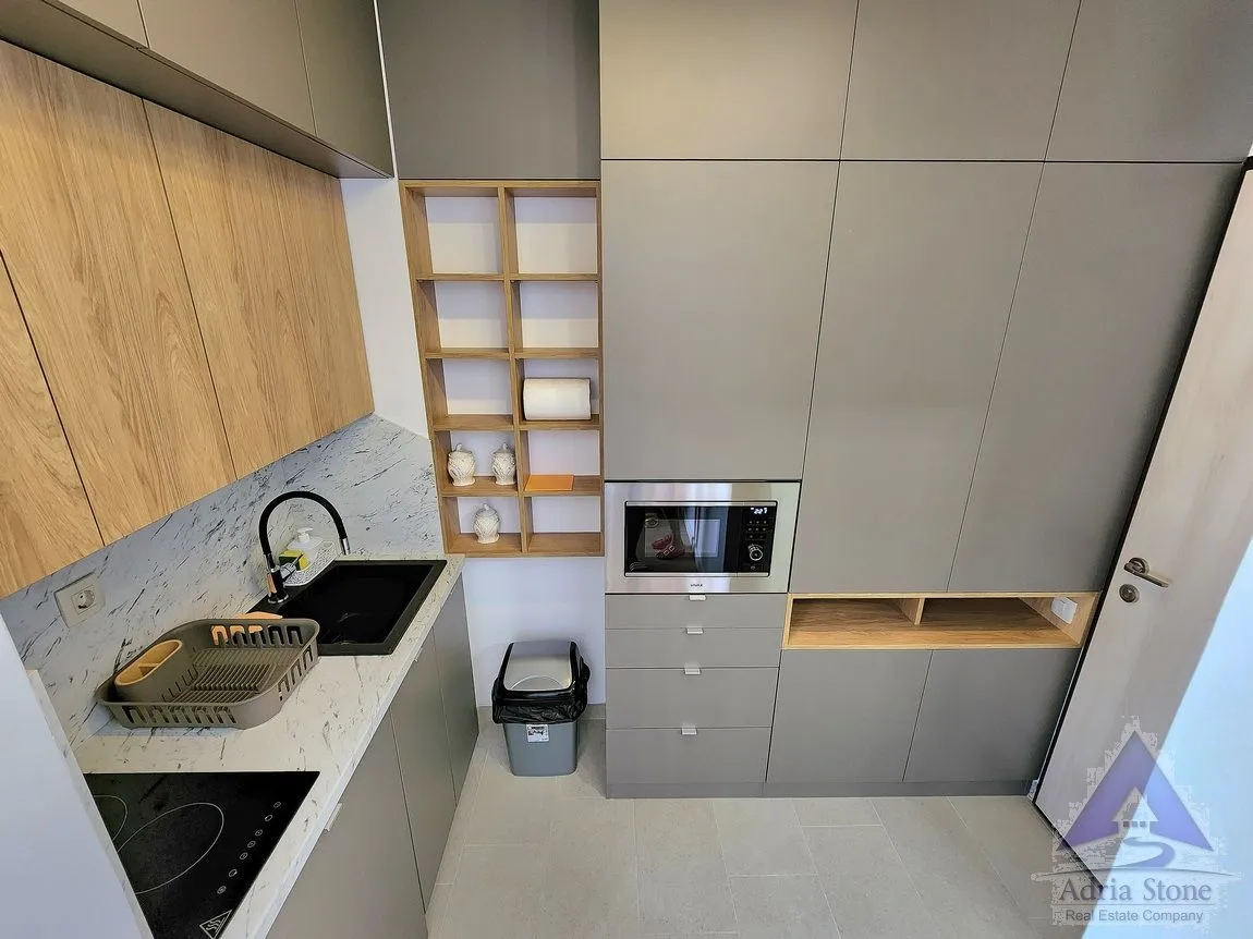 Izdavanje, stan, 25m², Podkošljun, Budva