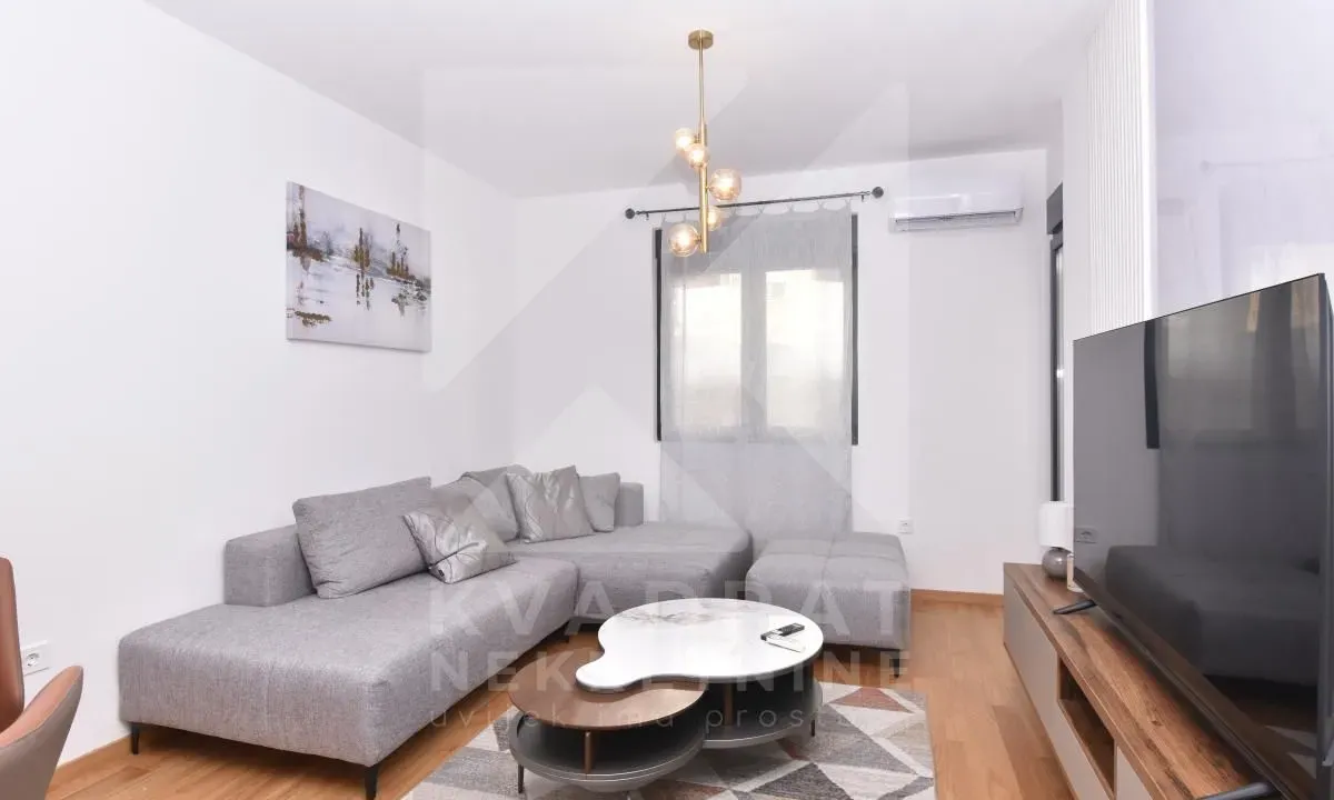 Izdavanje, jednosoban stan, 45m², New City, Podgorica