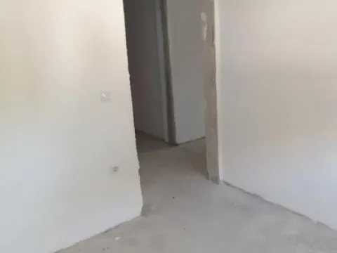 Prodaja, trosoban stan, 76m², Resnik, Beograd - image 15