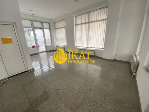 Rent, office space, 35m², Crveni Krst, Beograd - image 2