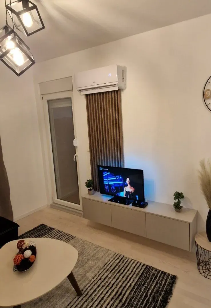 Rent, one bedroom apartment, 40m², City Kvart, Podgorica