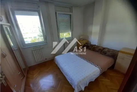 Izdavanje, trosoban stan, 90m², Nova Detelinara, Novi Sad Sve Podlokacije - image 5