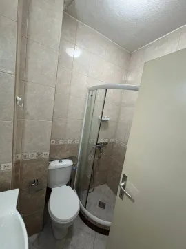 Izdavanje, jednosoban stan, 38m², Centar, Podgorica - image 4