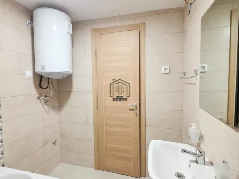 Prodaja, jednosoban stan, 40m², Stari Aerodrom, Podgorica - image 7