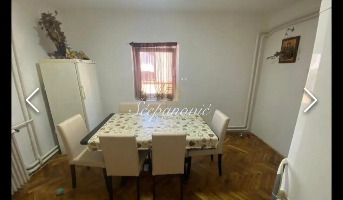 Prodaja, kuća, 209m², Futog, Novi Sad Sve Podlokacije