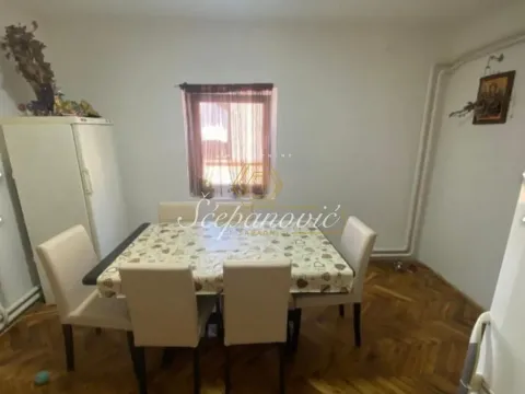 Prodaja, kuća, 209m², Futog, Novi Sad Sve Podlokacije - image 6