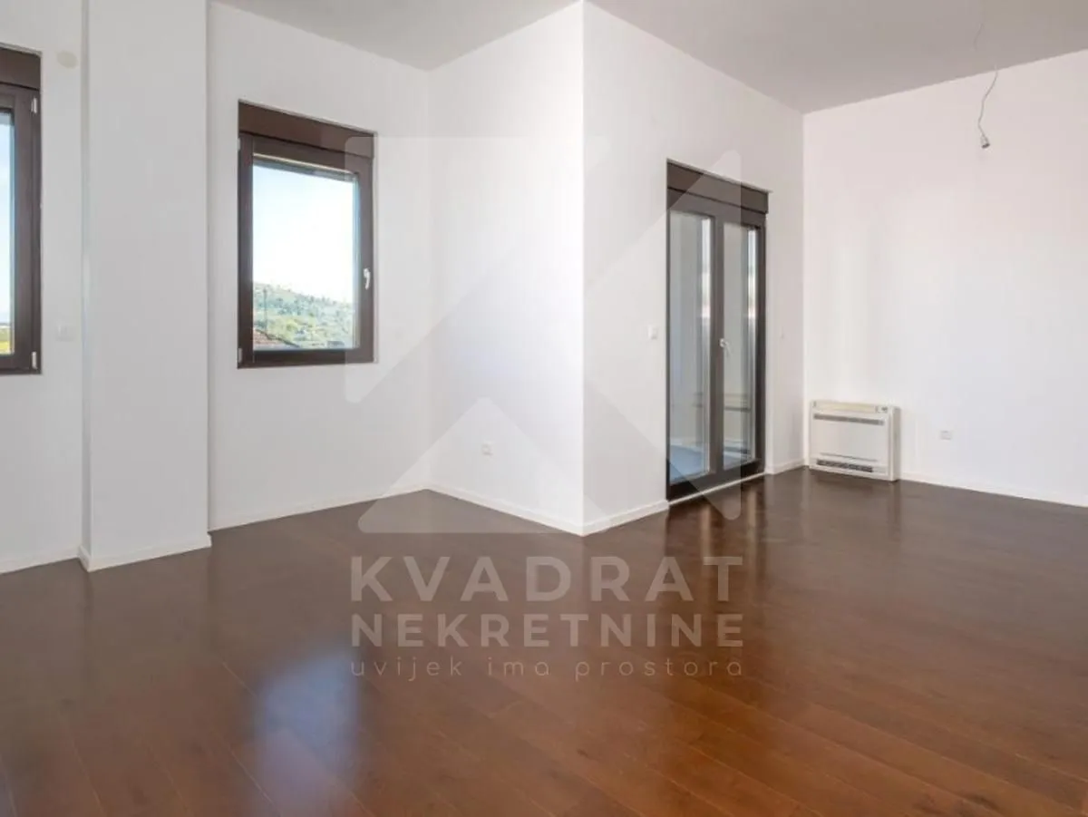 Prodaja, trosoban stan, 96m², Gornja Gorica, Podgorica