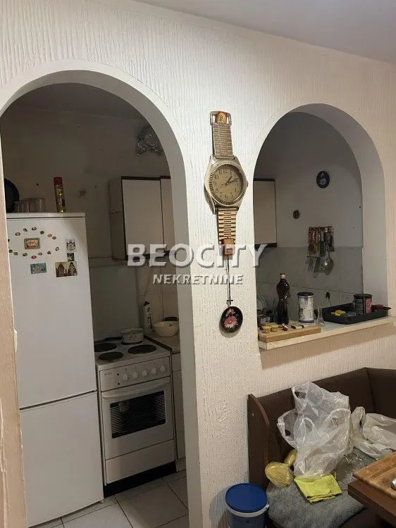 Prodaja, jednosoban stan, 34m², Žarkovo, Beograd
