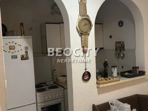 Prodaja, jednosoban stan, 34m², Žarkovo, Beograd