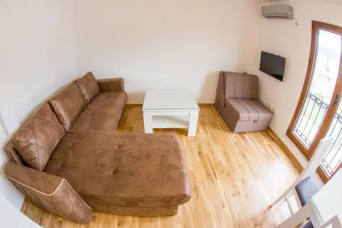 Rent, studio apartment, 25m², Centar, Budva - image 5