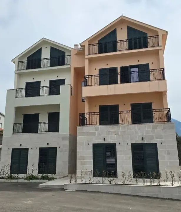 Sale, apartment, 62m², Tivat, Crna Gora