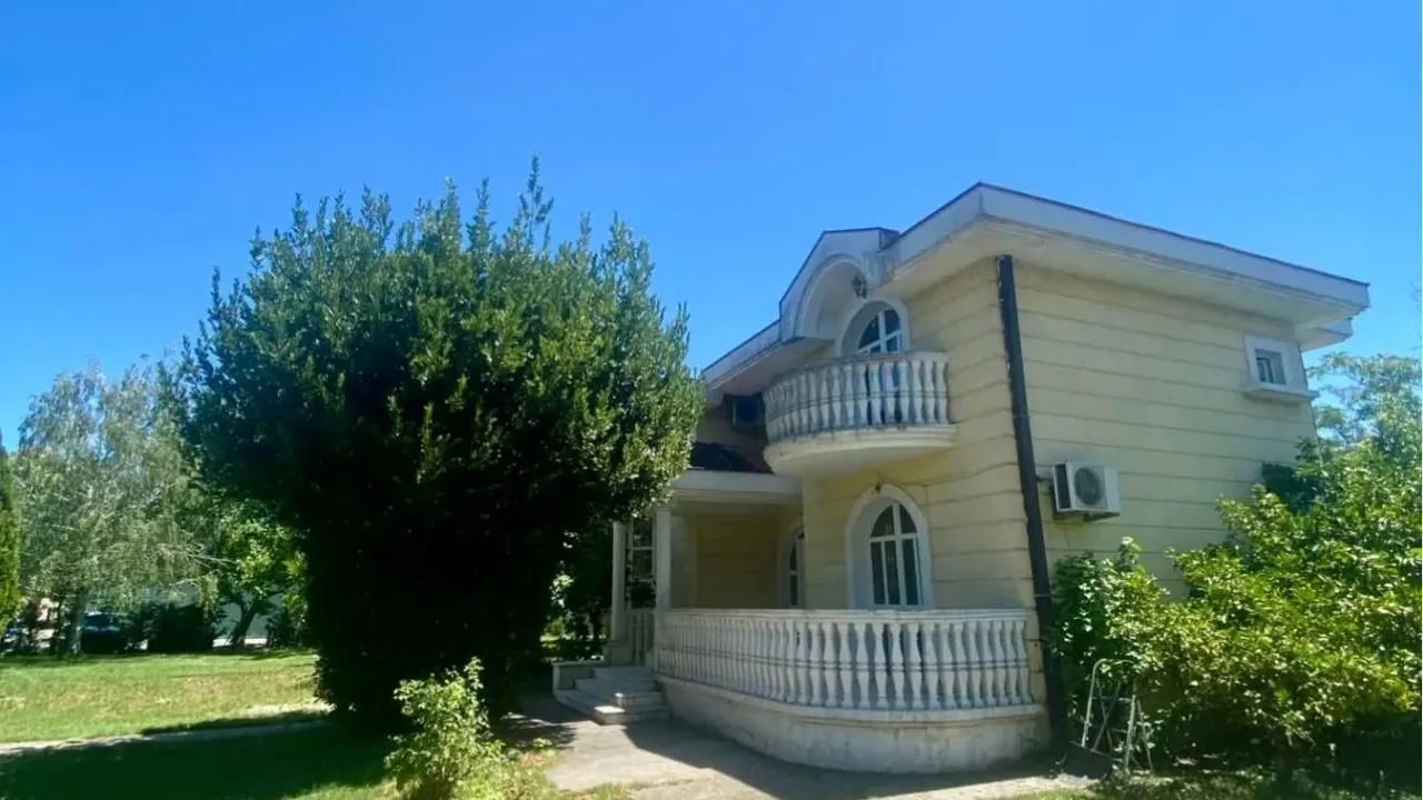 Rent, house, 223m², Zabjelo, Podgorica