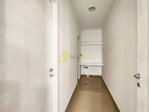 Izdavanje, poslovni prostor, 150m², Stari Aerodrom, Podgorica - image 12