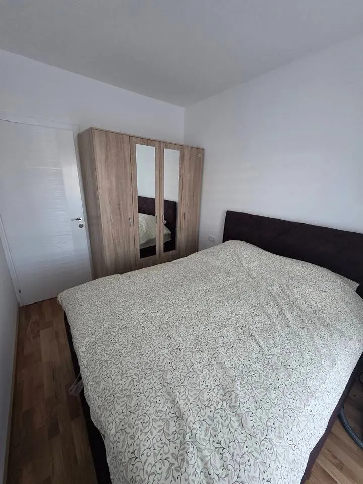 Izdavanje, jednosoban stan, 43m², Zagorič, Podgorica