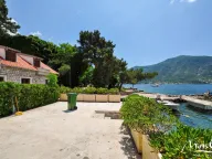 Prodaja, kuća, 415m², Dobrota, Kotor - image 25