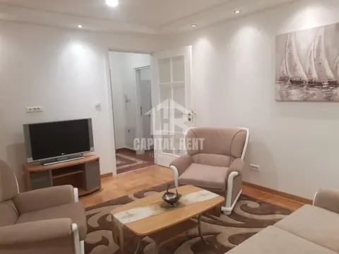 Izdavanje, trosoban stan, 72m², Južni Bulevar, Vračar Sve Podlokacije - image 3