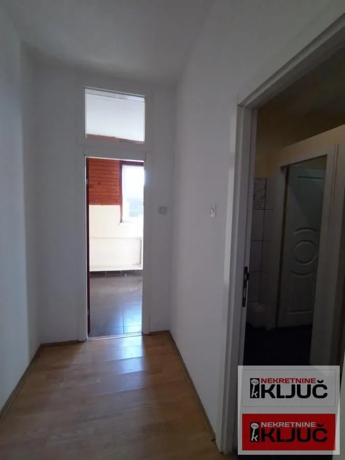 Rent, office space, 350m², Centar, Novi Sad