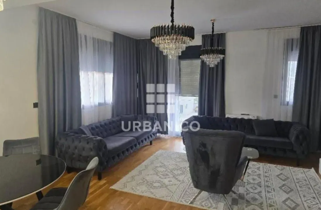 Izdavanje, trosoban stan, 130m², Preko Morače, Podgorica