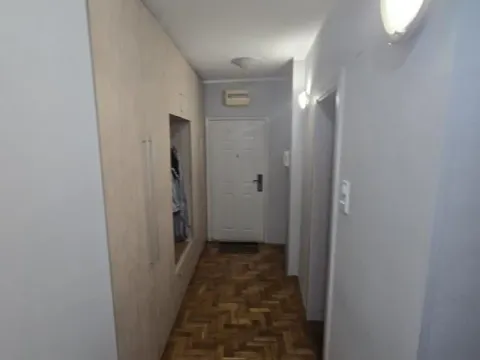 Izdavanje, jednosoban stan, 54m², Centar, Novi Sad - image 12