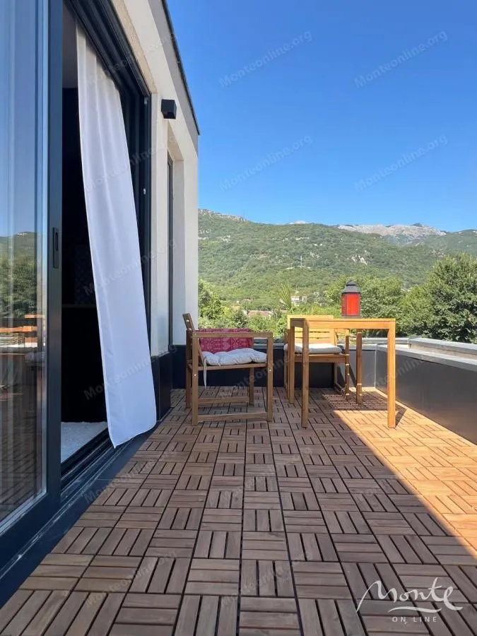 Sale, house, 176m², Kotor, Crna Gora