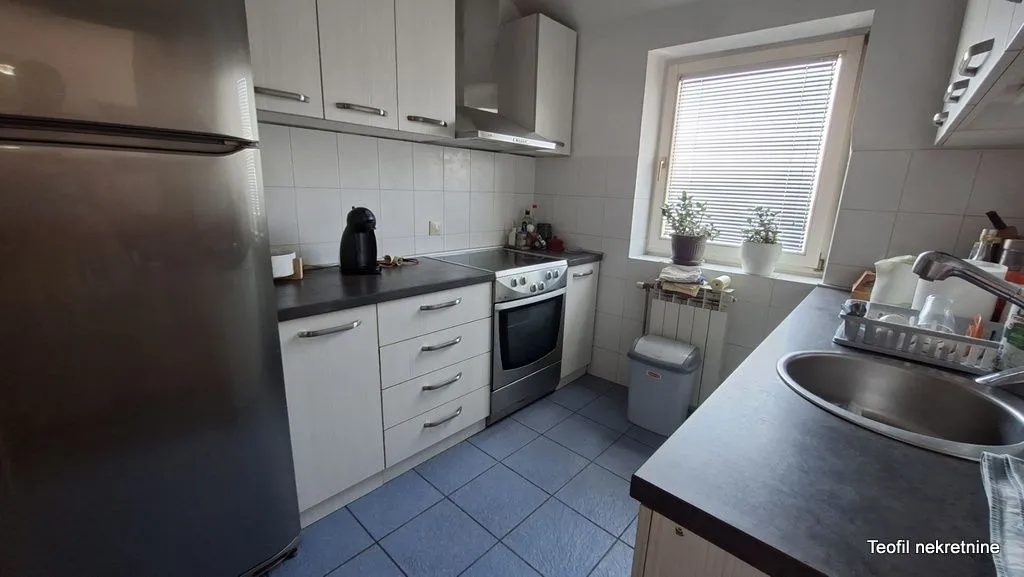 Izdavanje, garsonjera, 120m², Severni Bulevar, Zvezdara Sve Podlokacije