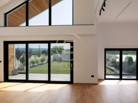 Prodaja, kuća, 143m², Veternik, Novi Sad Sve Podlokacije - image 9