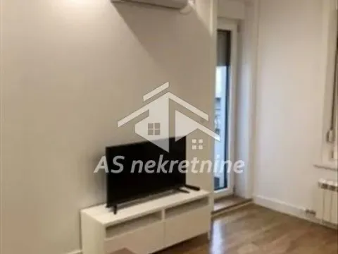 Izdavanje, dvosoban stan, 43m², Južni Bulevar, Vračar Sve Podlokacije - image 2