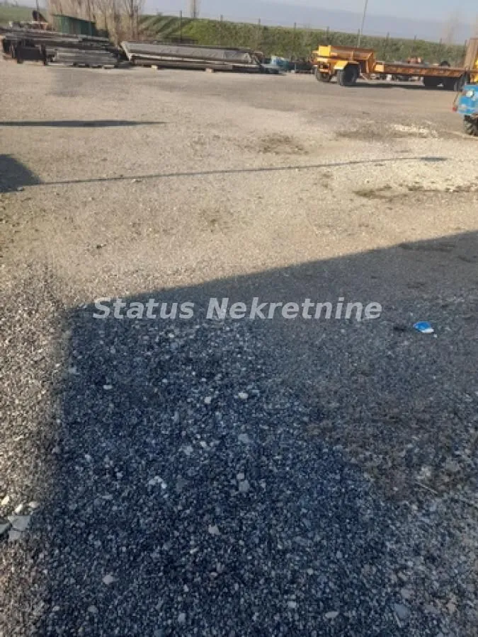 Izdavanje, plac, 2300m², Rumenka, Novi Sad Sve Podlokacije