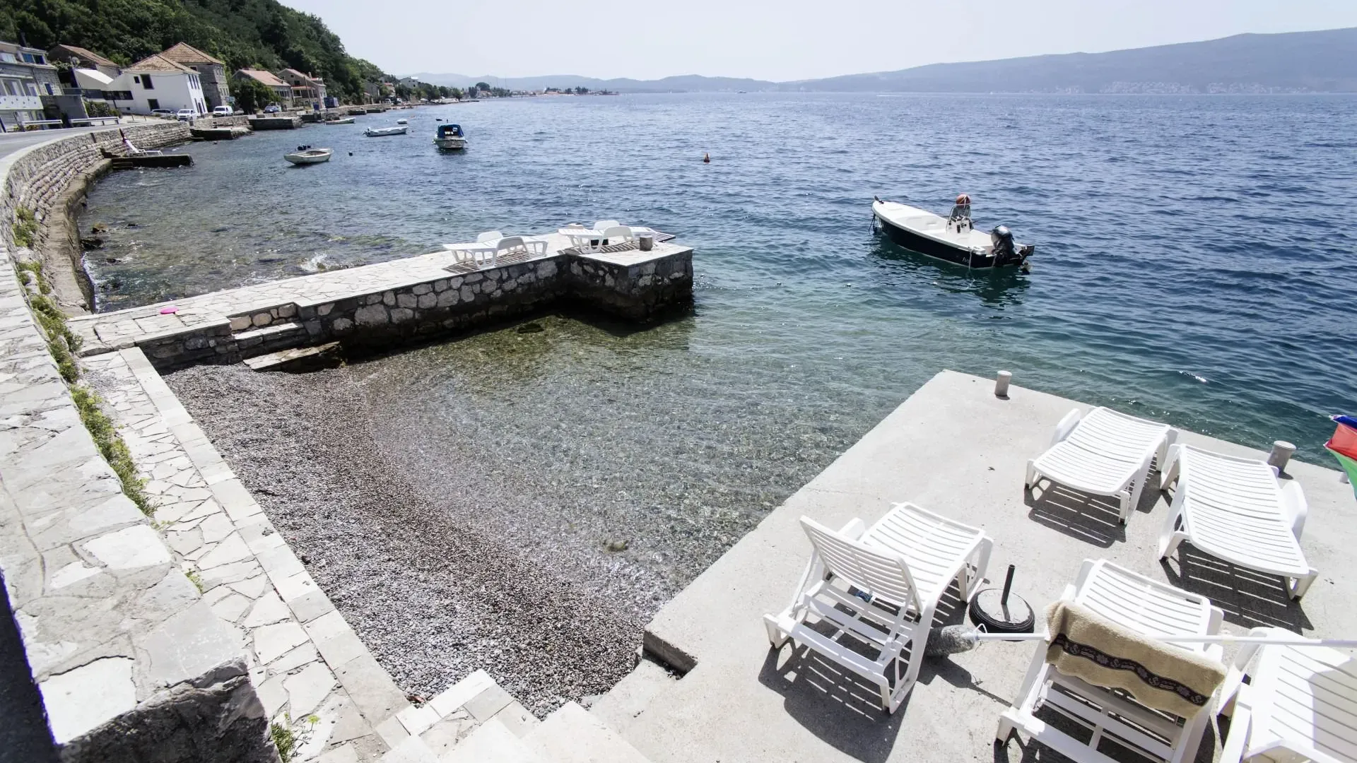 Rent, two bedroom apartment, 70m², Opatovo, Tivat