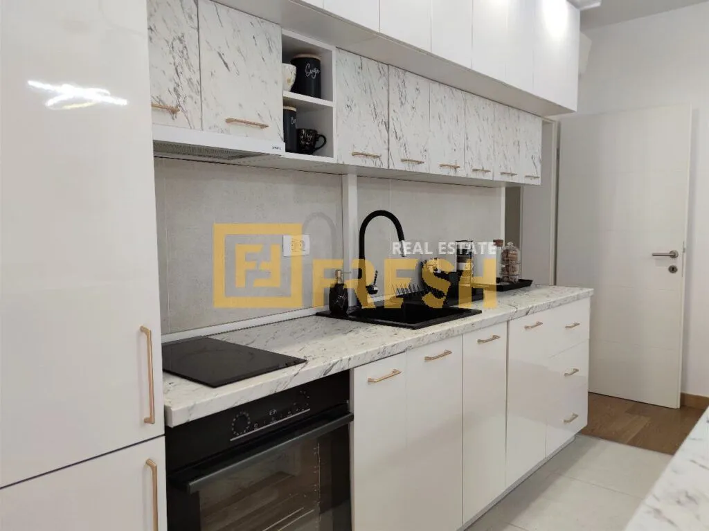 Rent, one bedroom apartment, 51m², Tivat, Crna Gora