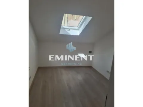 Izdavanje, kuća, 221m², Stari Grad, Beograd - image 5