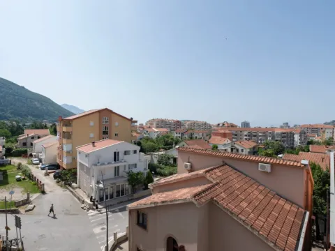 Sale, three bedroom apartment, 222m², Budva, Crna Gora - image 4