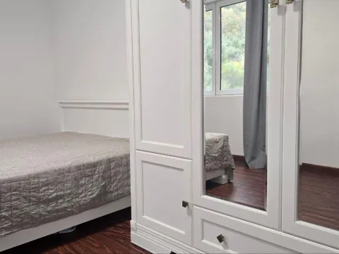 Sale, one bedroom apartment, 49m², Petrovac, Budva - image 2