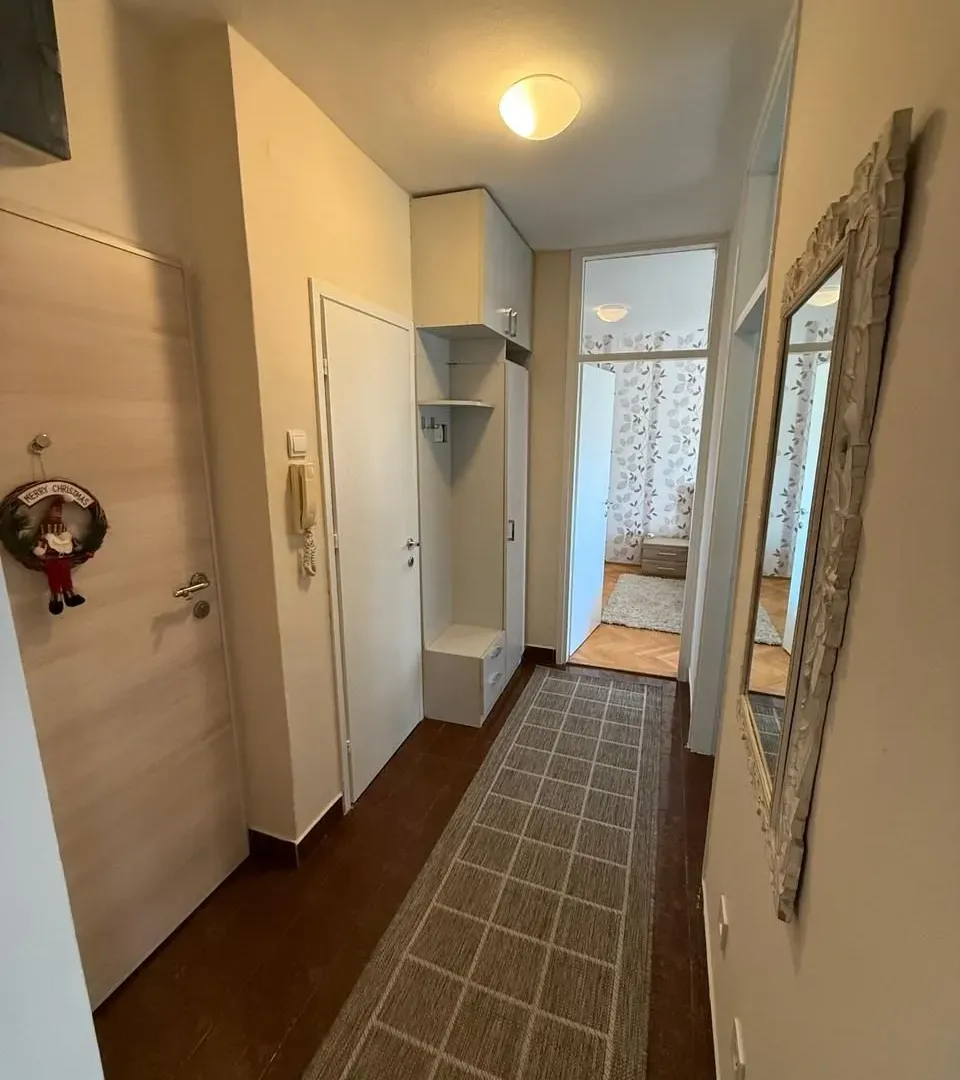 Rent, one bedroom apartment, 53m², Preko Morače, Podgorica