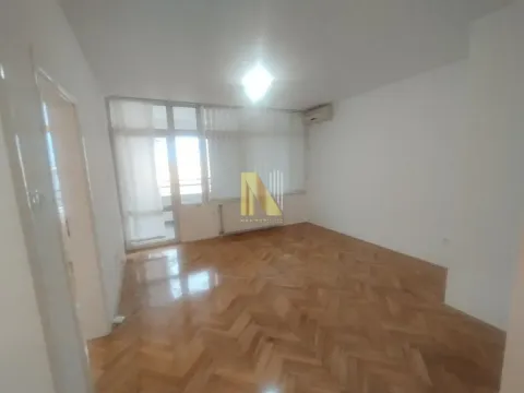 Sale, two bedroom apartment, 50m², Bulevar Oslobodjenja, Novi Sad Sve Podlokacije - image 3