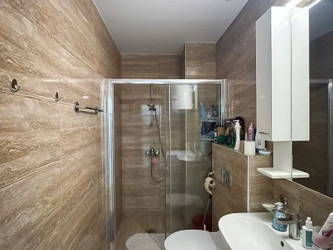Sale, two bedroom apartment, 59m², Bečići, Budva - image 6