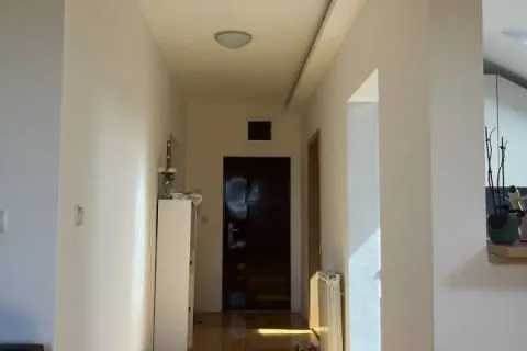 Prodaja, trosoban stan, 70m², Zemun Gornji Grad, Zemun Sve Podlokacije - image 3