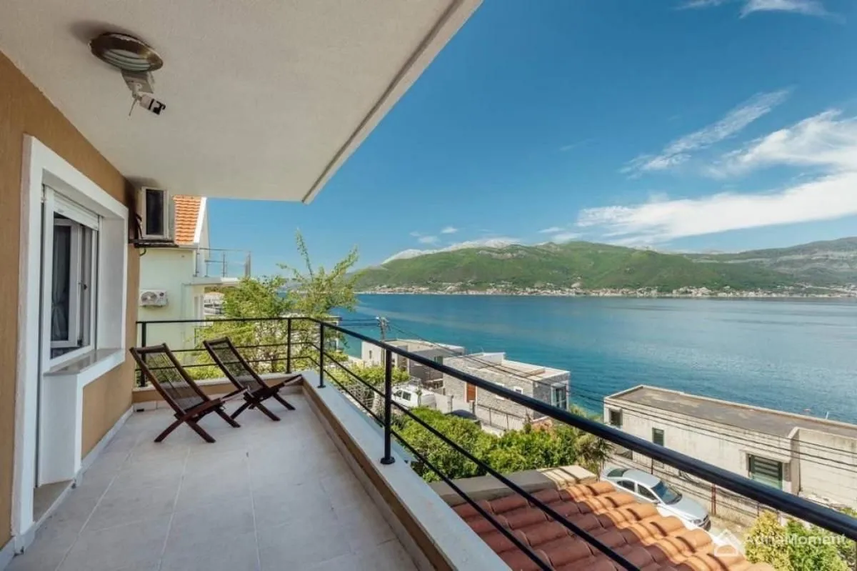 Prodaja, kuća, 240m², Krašići, Tivat
