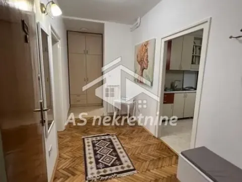 Izdavanje, dvosoban stan, 67m², Kalenić Pijaca, Vračar Sve Podlokacije - image 7