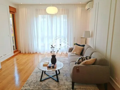 Izdavanje, dvosoban stan, 55m², Tašmajdan, Palilula Sve Podlokacije - image 1