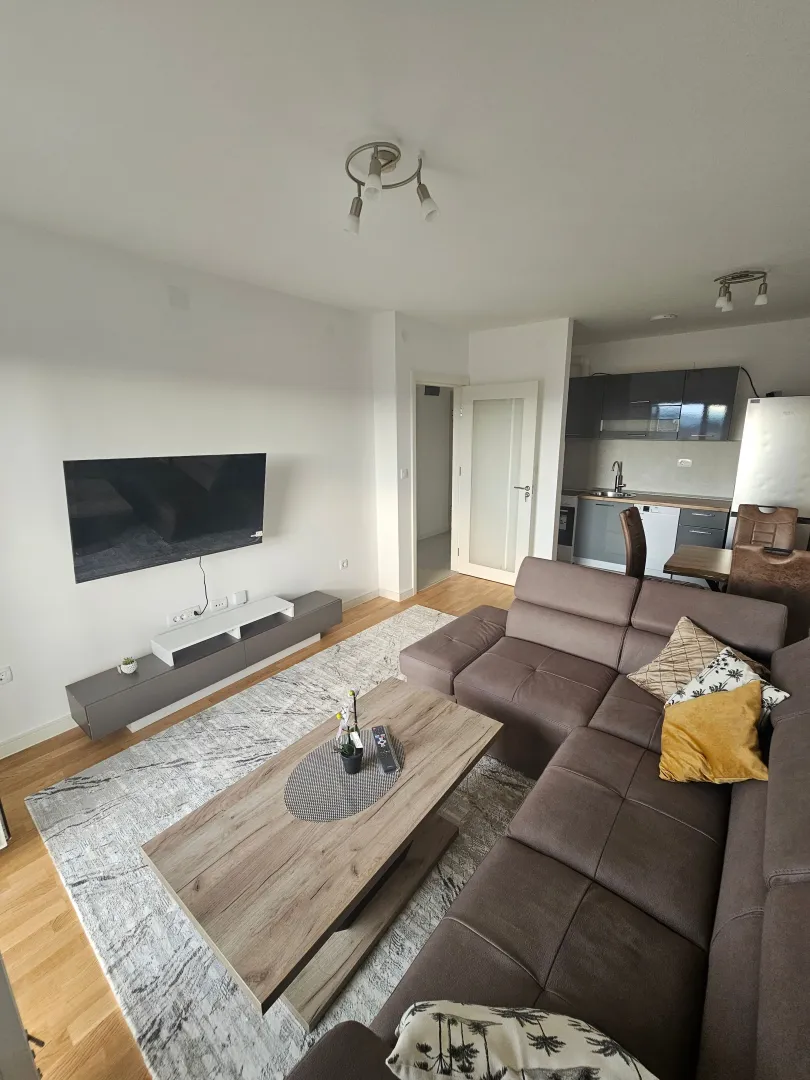 Rent, one bedroom apartment, 42m², Stari Aerodrom, Podgorica